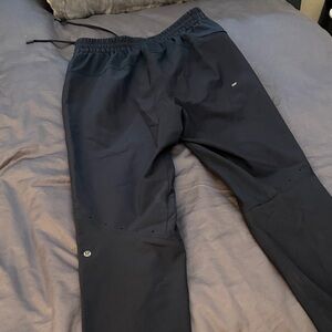 Lululemon License to Train Jogger Pants - Men's medium in Black